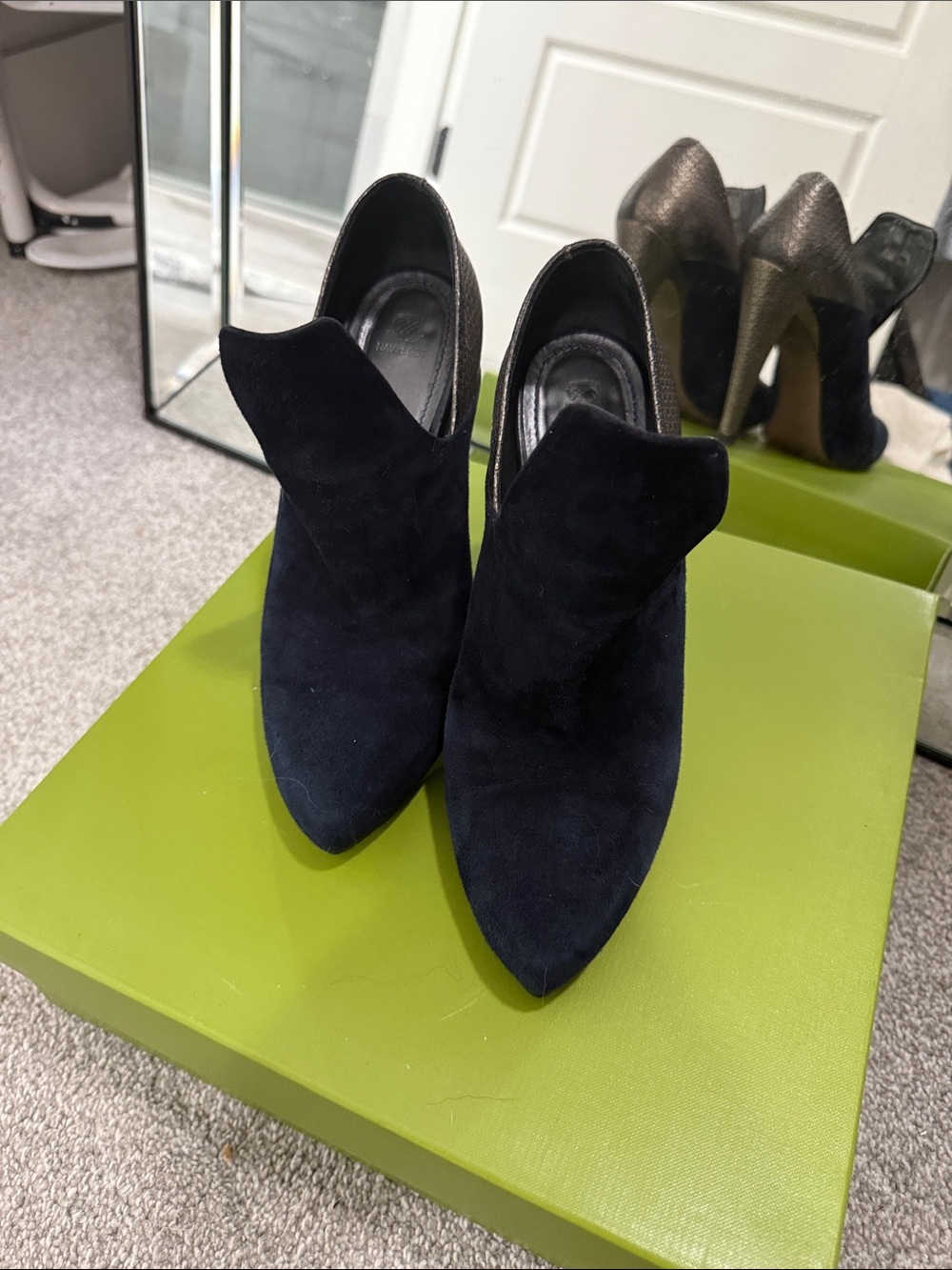 Italian made NavyBoot Women’s Navy Suede Pointed Toe Ankle Boots